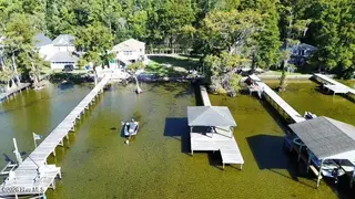 804 42 Canal Cove Road, Lake Waccamaw, NC 28450 – photo 4: dji_fly_20250325_005334_306_178905277263