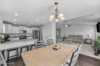 806 Calebs Creek Court, Maysville, NC 28555 – photo 10: Dining Area