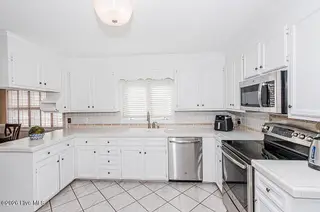 1504 Woodwind Drive, Greenville, NC 27858 – photo 19: 0030-IMG_5006