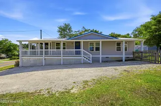 1510 Kings Landing Road, Hampstead, NC 28443 – photo 2: 1510_kings_landing_rd_001