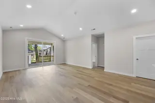 13 Central Boulevard, Wilmington, NC 28401 – photo 21: 23_living room
