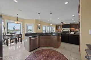 18 Sailview Drive, North Topsail Beach, NC 28460 – photo 20: 40-web-or-mls-_RAD7705