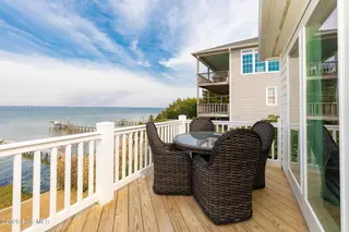 1810 Emerald Drive, Emerald Isle, NC 28594 – photo 23: 49-web-or-mls-chadwick-visuals-1810-Emer