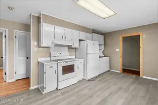111 Yorkshire Drive, Jacksonville, NC 28546 – photo 7: yorkshire-7
