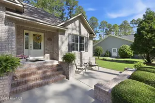 904 Muirfield Place, New Bern, NC 28560 – photo 2: 6-web-or-mls-0C0A8737
