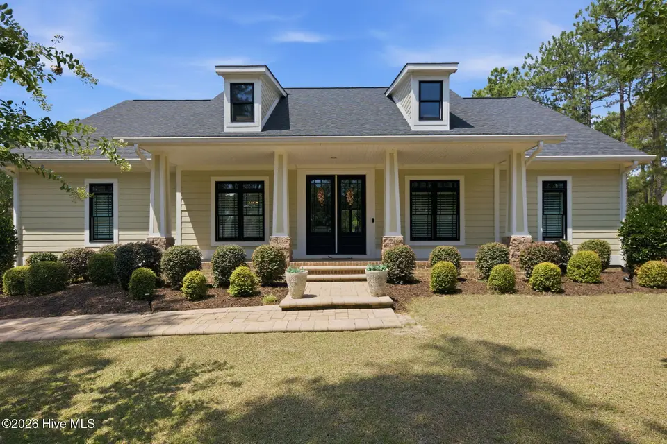 23 Pinewild Drive, Pinehurst, NC 28374 – photo 1 of 66: 58-web-or-mls-707A7609