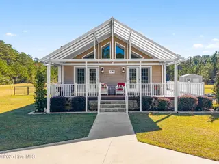 2580 Ash Little River Road NW, Ash, NC 28420 — 3-bedroom home, Ash, NC, photo 3 of 32: 1-web-or-mls-CAMMediaLLC.com alr-304