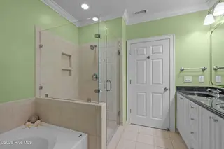 150 Lands End Court A32, Morehead City, NC 28557 – photo 19: Primary suite