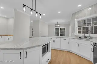 300 Cabbage Inlet Lane, Wilmington, NC 28409 — 4-bedroom home, Wilmington, NC, photo 20 of 76: 19_300 cabbage inlet ln-00019
