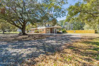 511 E Moore Street, Southport, NC 28461 – photo 1: 511 East Moore St-29