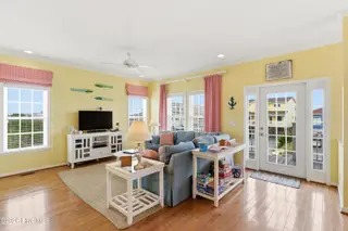 840 Ocean Boulevard W, Holden Beach, NC 28462 – photo 4: 25-print-DSC00923