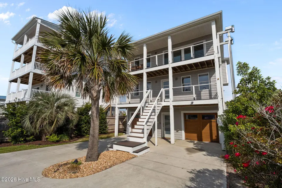 515 N Topsail Drive, Surf City, NC 28445 – photo 1 of 54: 1-web-or-mls-02