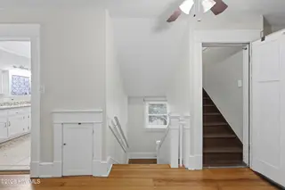 912 W Church Street, Elizabeth City, NC 27909 – photo 21: 2nd Floor Landing
