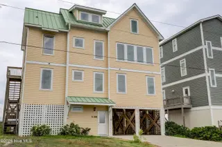 138 Topsail Road, North Topsail Beach, NC 28460 – photo 6: 004_p1655055_56_57_58_59_60_61