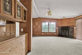 2645 Scotts Hill Loop Road, Wilmington, NC 28411 – photo 10: Family Room