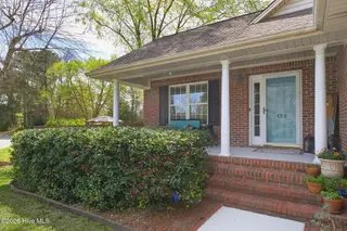 125 Lighthouse Drive, Carolina Beach, NC 28428 – photo 18: Sitting Porch