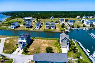 329 Oxton Place, Newport, NC 28570 – photo 3: Canalfront Homesite