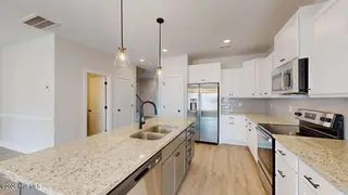 2001 Newbury Way B, Greenville, NC 27834 – photo 10: 11