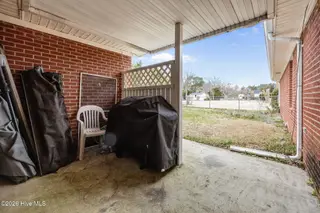 1601 River Bluff Road, Morehead City, NC 28557 – photo 14: Covered space