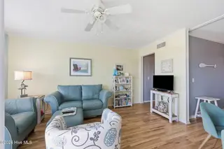1904 E Ft Macon Road 144, Atlantic Beach, NC 28512 – photo 5: Living