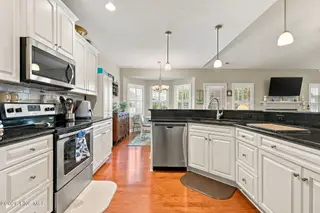 203 Coldwater Drive, Swansboro, NC 28584 — 3-bedroom home in Coldwater Creek, Swansboro, NC, photo 17 of 49: 29-web-or-mls-IMG_4210