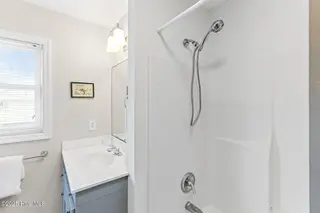 1227 Carolina Boulevard, Topsail Beach, NC 28445 – photo 15: 015_1227_carolina_blvd-15_570