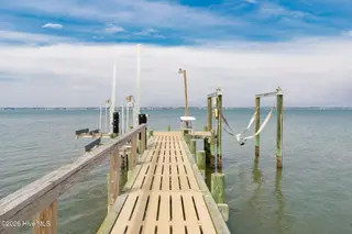 1810 Emerald Drive, Emerald Isle, NC 28594 – photo 7: 89-web-or-mls-chadwick-visuals-1810-Emer