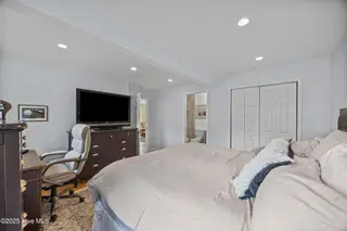 141 Hargrove Drive, Wilmington, NC 28411 — 2-bedroom home in Weaver Acres, Wilmington, NC, photo 11 of 32: 24_primary bedroom