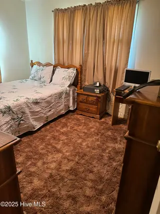 612 Francis Marion Drive, Wilmington, NC 28412 – photo 6: IMG_20251025_144316