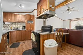 11972 Straight Gate Road, Whitakers, NC 27891 — 3-bedroom manufactured home, Whitakers, NC, photo 9 of 32: 013-11972StraightGateRoad-Whitakers-NC-2
