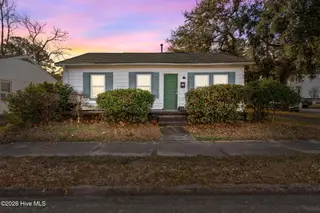1402 Wooster Street, Wilmington, NC 28401 – photo 1: 1-web-or-mls-IMG_6479