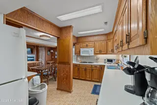 1099 Ocean Boulevard W, Holden Beach, NC 28462 – photo 6: 1099OceanBlvdW - 6