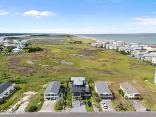 112 Virginia Avenue, Carolina Beach, NC 28428 – photo 13: 13-web-or-mls-DJI_20250530160112_0001_D