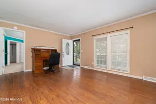 119 Dixon Drive, Newport, NC 28570 – photo 6: 119 Dixon Dr (9)