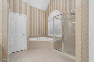1119 Falling River Walk, Rocky Mount, NC 27804 — 4-bedroom home in River Falls, Rocky Mount, NC, photo 23 of 51: Relax in whirlpool tub
