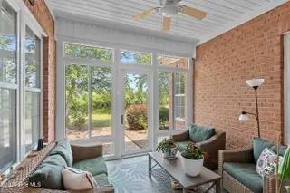 4239 Ashfield Place, Southport, NC 28461 – photo 13: Awesome View of the Back Yard