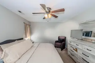 126 Forest Bluff Drive, Jacksonville, NC 28540 — 3-bedroom home in River Hills, Jacksonville, NC, photo 11 of 22: Primary Bedroom
