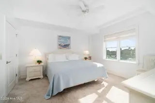 4425 Arendell Street 303 Harborside Club At 70 West, Morehead City, NC 28557 – photo 7: Primary bedroom suite