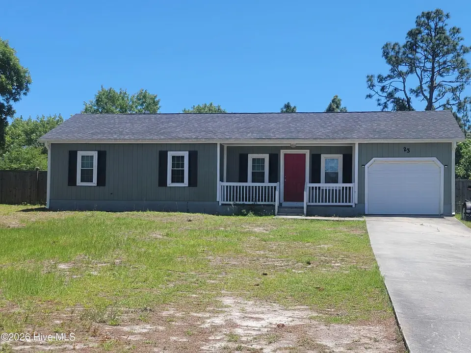 23 Crown Point Road, Hubert, NC 28539 – photo 1 of 2