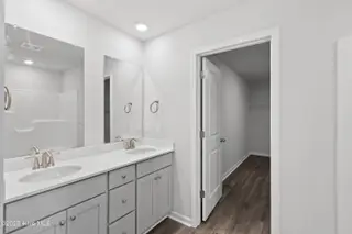 505 Sandy Hollow Drive, Jacksonville, NC 28540 – photo 22: Photo of similar home