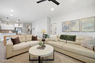 2124 Dartford Drive B, Greenville, NC 27834 – photo 24: 28-web-or-mls-IMG_0040