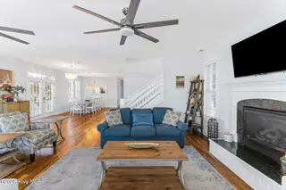 306 Coral Drive, Wrightsville Beach, NC 28480 — 5-bedroom home in Harbor Island, Wrightsville Beach, NC, photo 15 of 57: 012_306_coral_drive-09_788