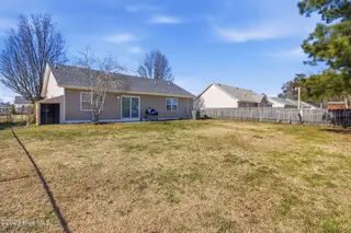 1004 Jessica Street, Elizabeth City, NC 27909 – photo 6: 9-web-or-mls-jessicalisting-17