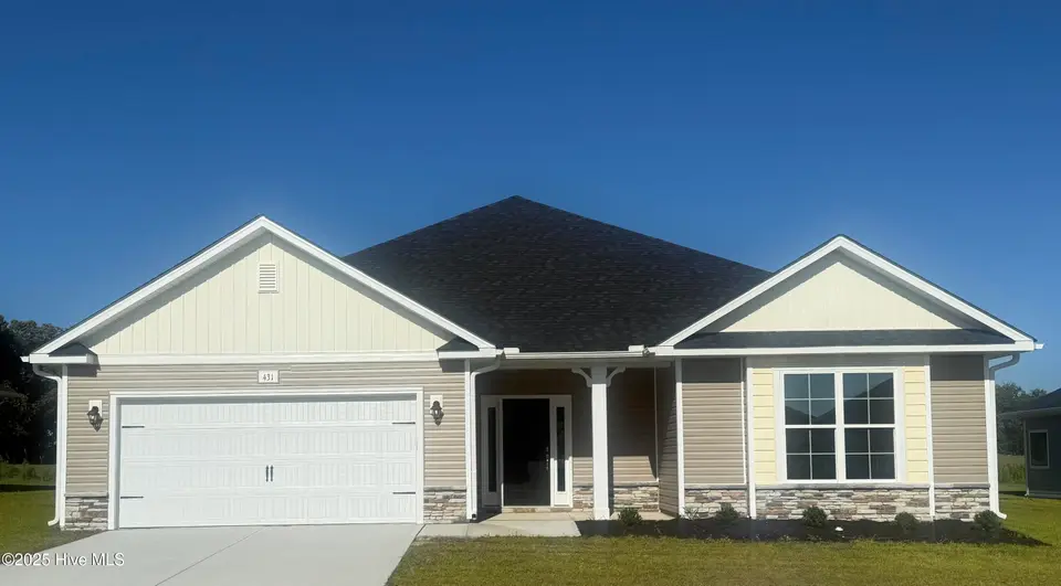 431 Seashore Street, Grimesland, NC 27837 – photo 1 of 48: (1902) 431 Seashore Street (Actual Home)