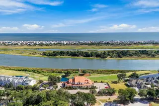 1816 Forest Oak Boulevard SW, Ocean Isle Beach, NC 28469 – photo 6: 1816 Forest Oak Blvd SW