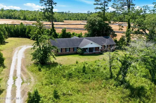 375 George Ii Highway SE, Winnabow, NC 28479
