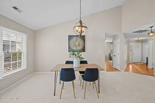 1913 Fairways West Drive, New Bern, NC 28562 — 2-bedroom home in Greenbrier, New Bern, NC, photo 12 of 32: 16-web-or-mls-0C0A0675