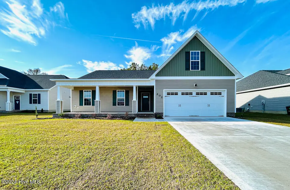 802 Hidden Bridge Drive, Jacksonville, NC 28546 – photo 1 of 53: IMG-3506-jpg