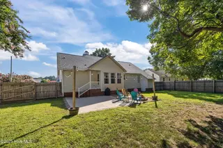 605 Huff Drive, Winterville, NC 28590 – photo 7: 605 Huff Drive Winterville