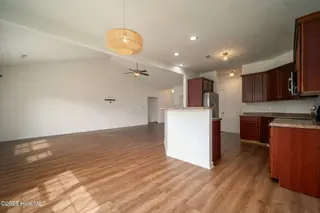 173 Inverness Drive, Hubert, NC 28539 — 3-bedroom home in Queens Creek, Hubert, NC, photo 13 of 44: 173 Iverness-16